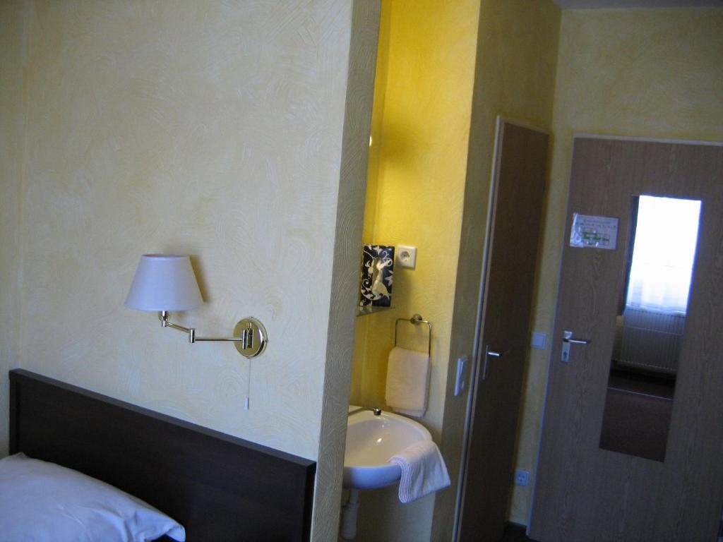 דיסלדורף Hotel Rosenhof חדר תמונה
