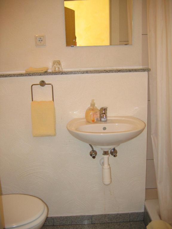 דיסלדורף Hotel Rosenhof חדר תמונה