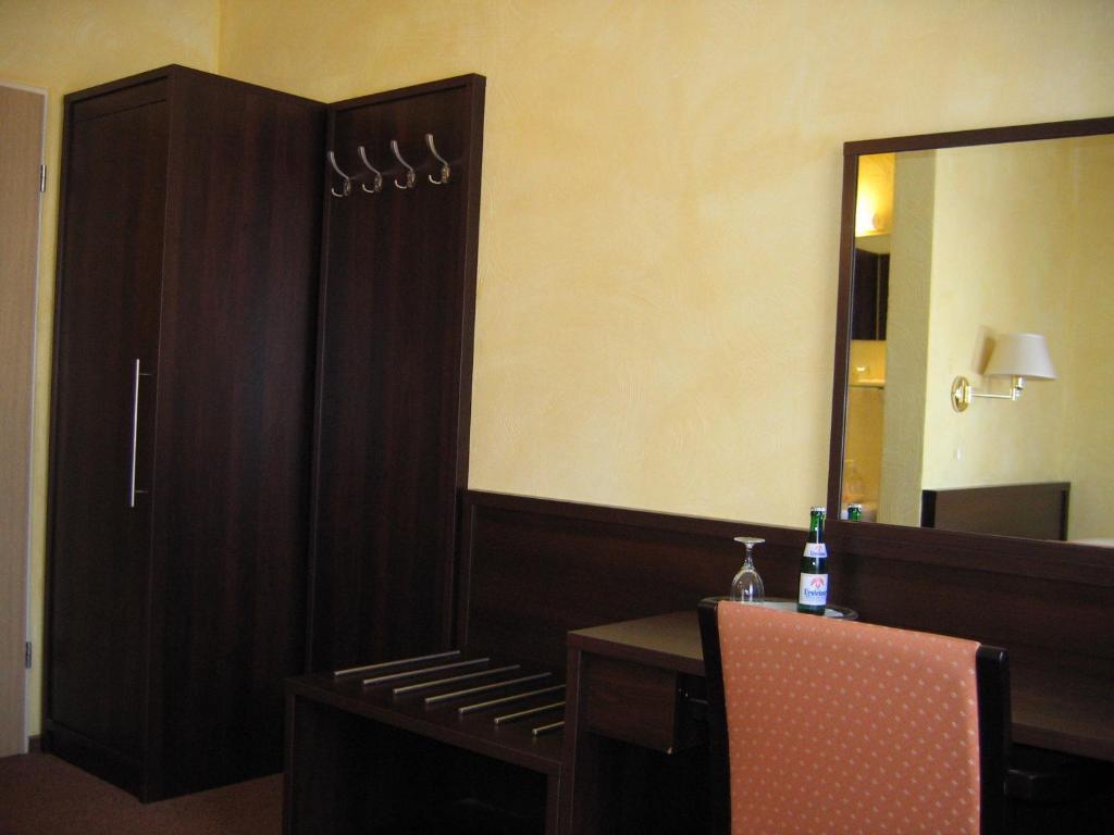 דיסלדורף Hotel Rosenhof חדר תמונה